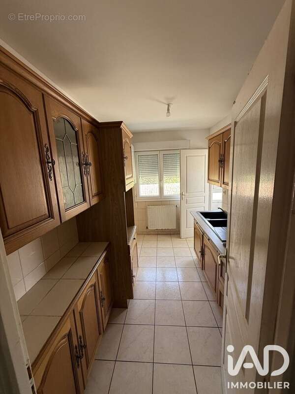 Appartement 70 m² à Bourg-Saint-Andeol  - photo 7