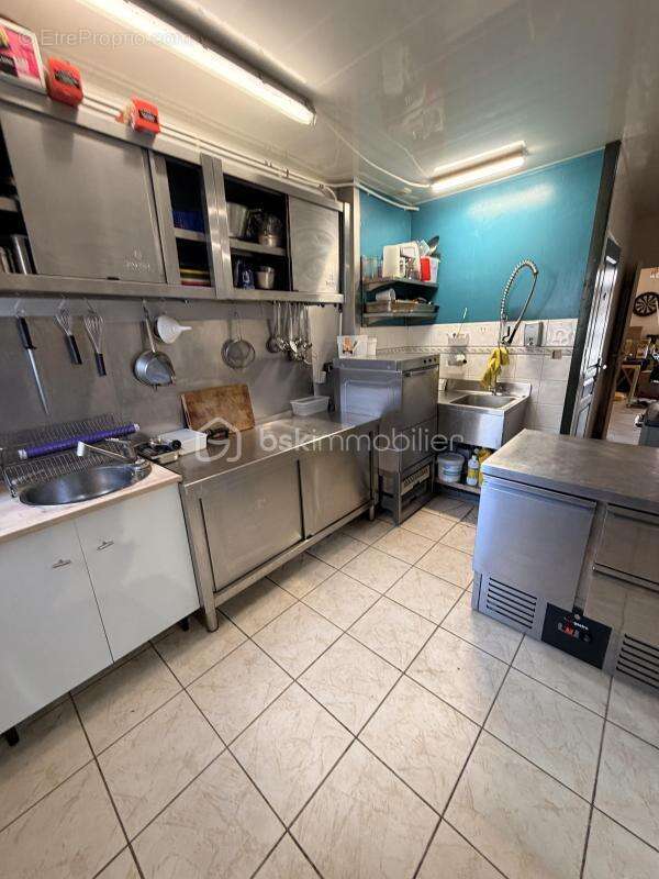 Commerce à LENTIGNY