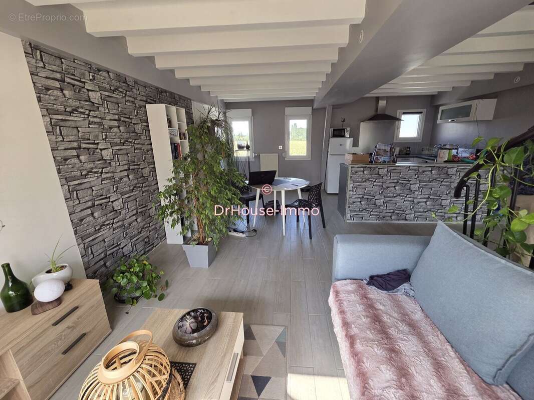 Appartement 3 pièces 71 m² à vendre à Montaulin (10270) - photo 3