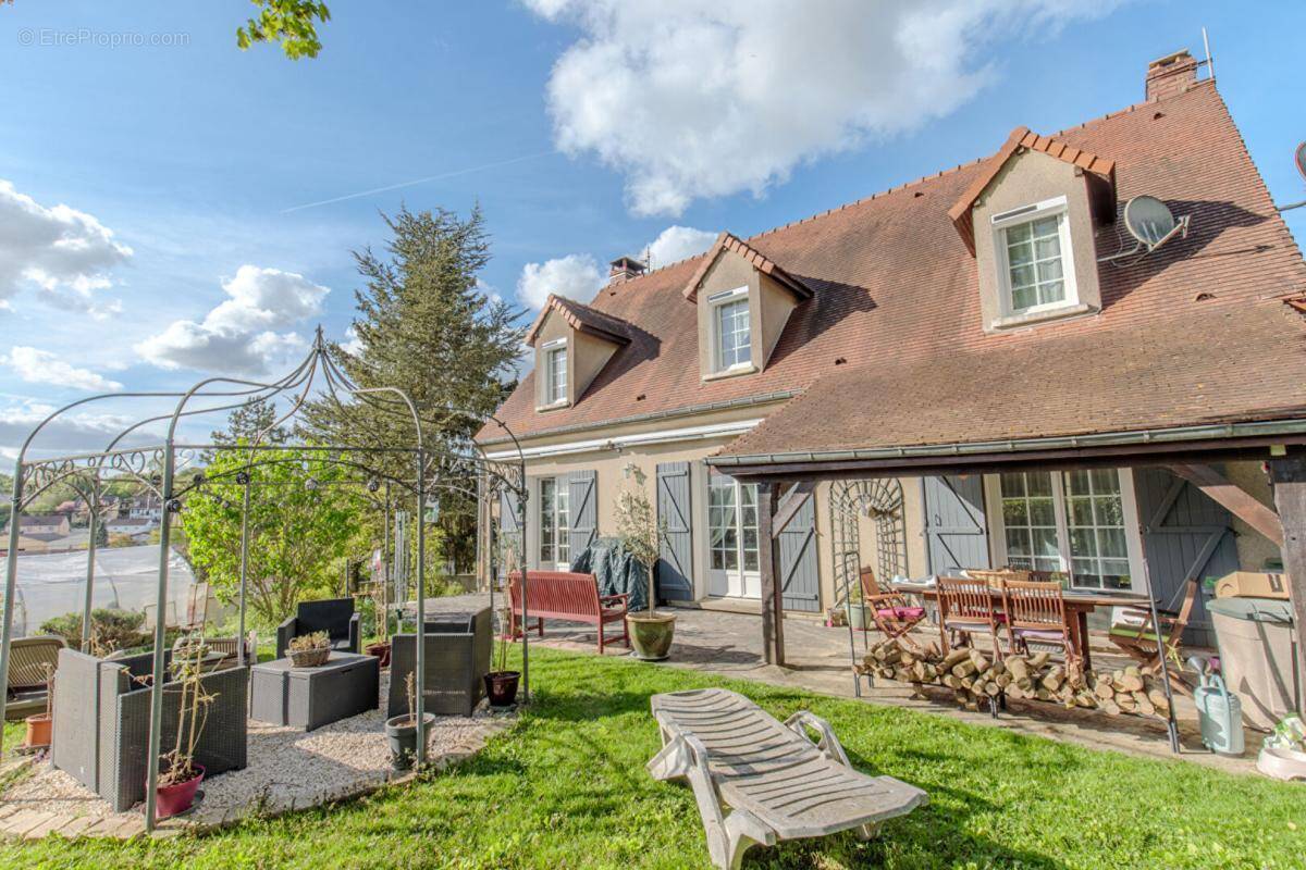Maison à GAILLON-SUR-MONTCIENT