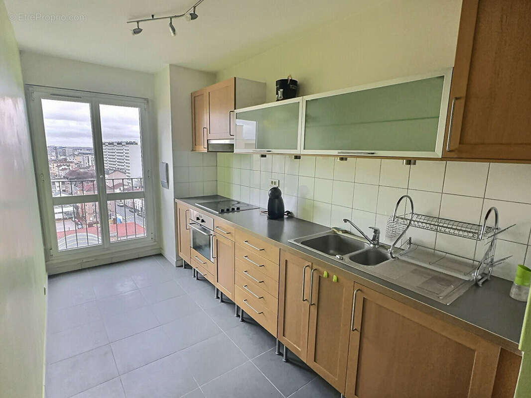 Appartement à IVRY-SUR-SEINE