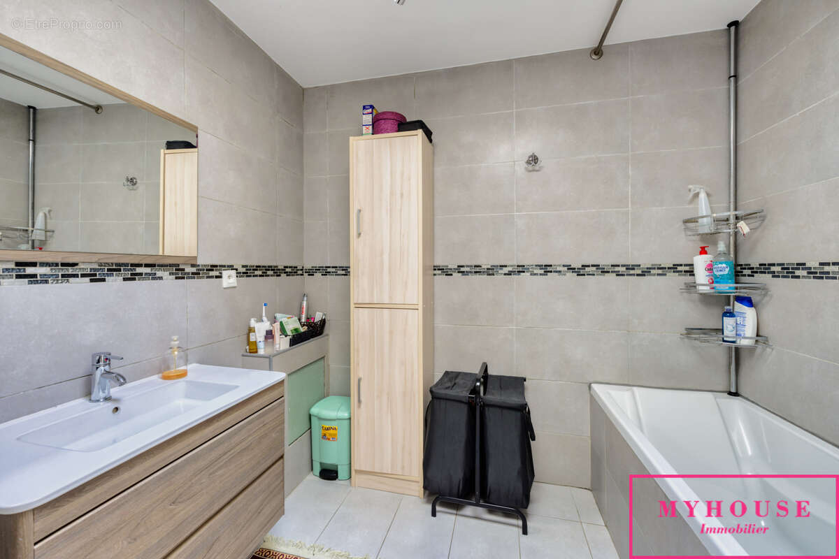 Maison à BAGNEUX