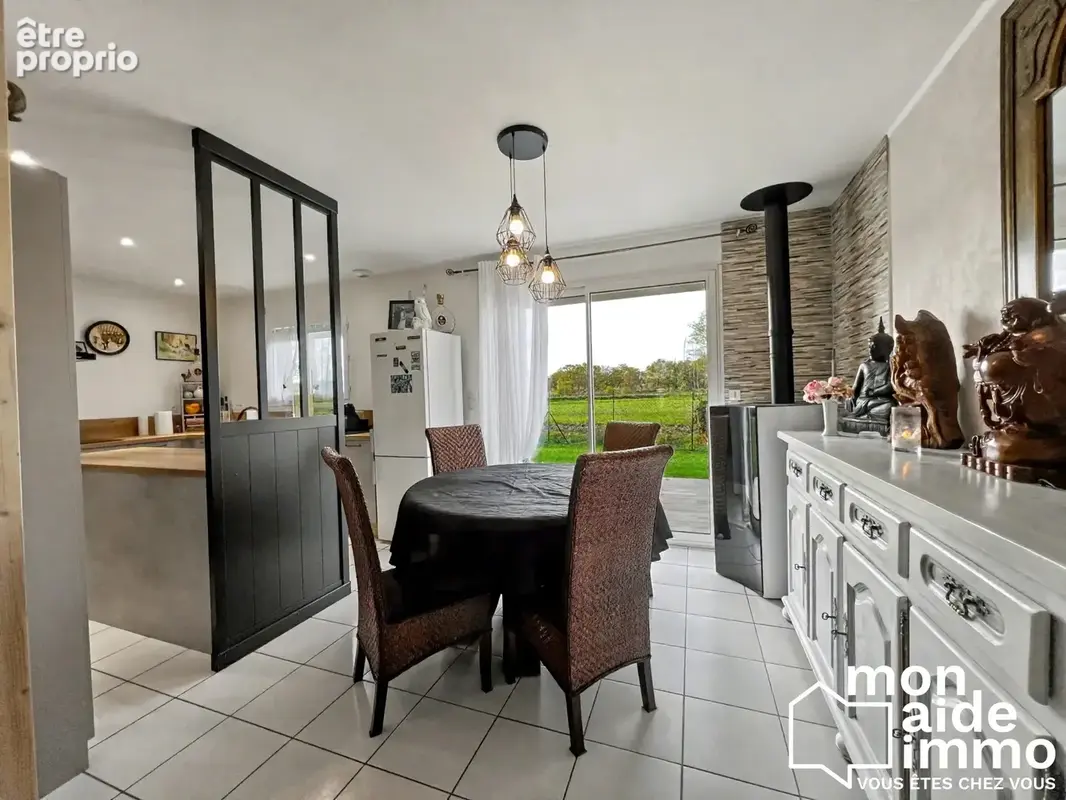 Maison 4 pièces 80 m² à vendre à Saint-Seurin-Sur-L'isle (33660) - photo 2