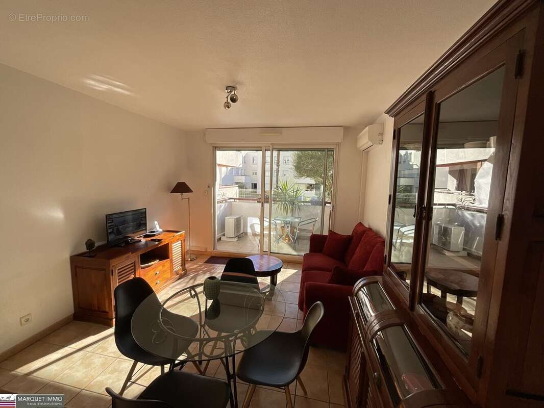 Agréable appartement T3 offrant 51 m² avec terrasse de 6 m² en rez-de-jardin d'une résidence sécurisé avec des espaces verts des - photo 10
