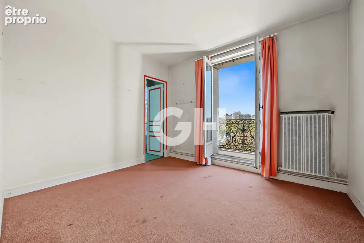 Place de la Nation : appartement familial de 3 chambres avec balcon - photo 6