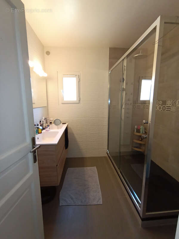 Maison à BURES-SUR-YVETTE