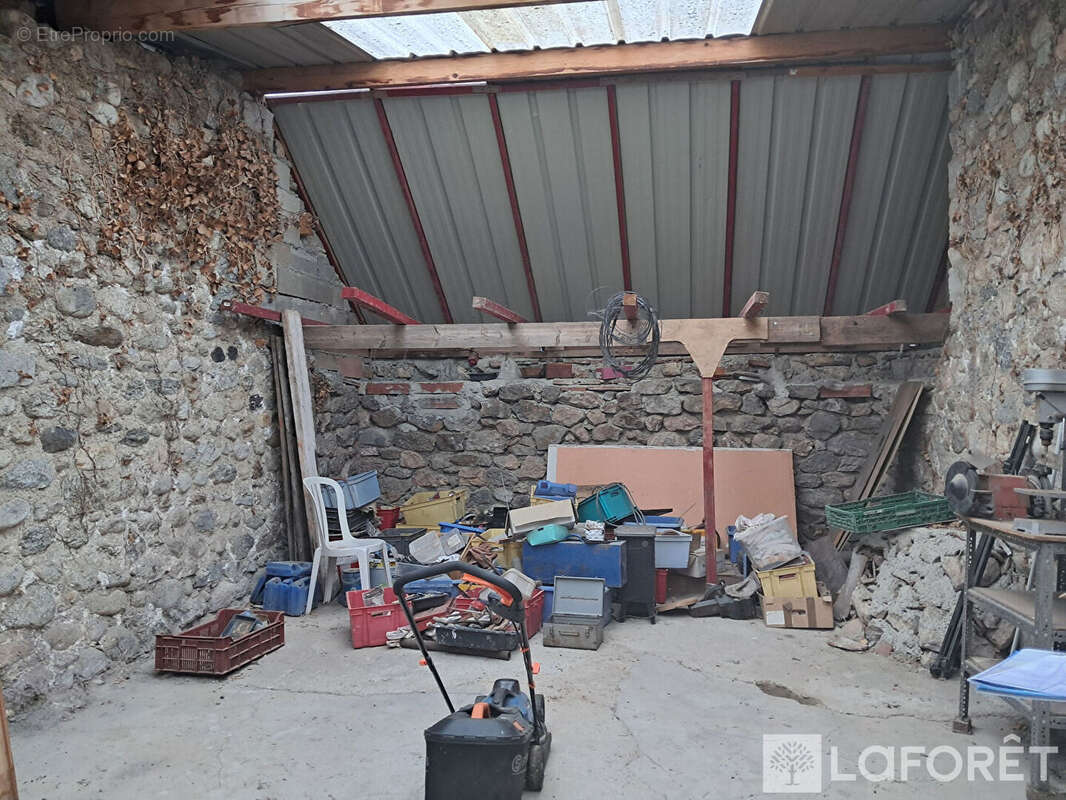 Ensemble immobilier de caractère sur 3700 m²  Ancien atelier fonderie - photo 13