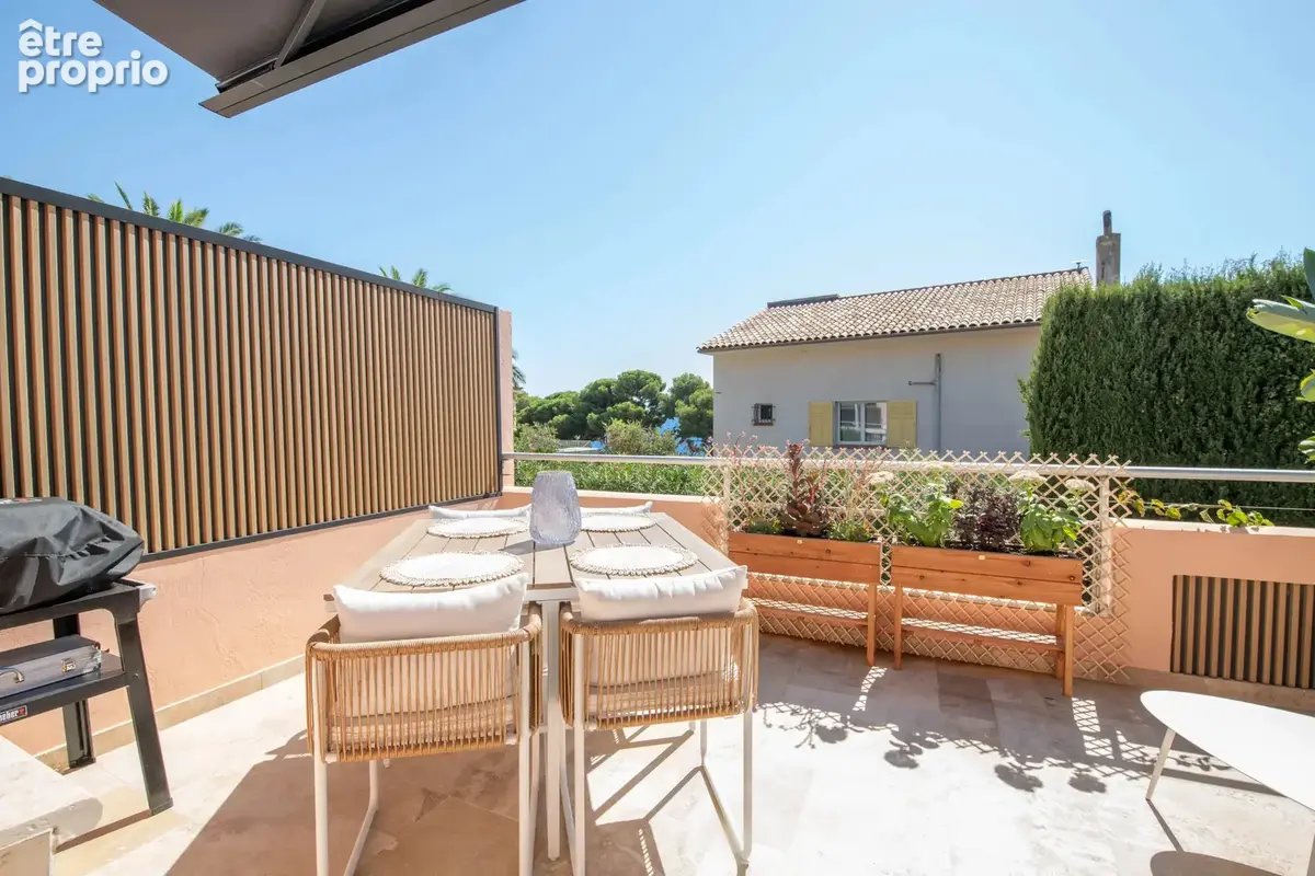 Coup de cœur – mazet rénové 87 m² – centre des issambres – aperçu mer - photo 21