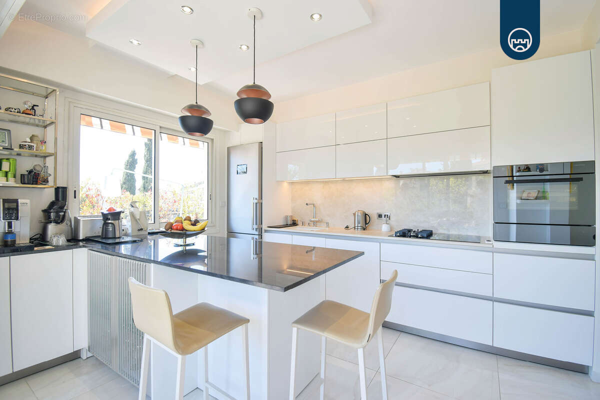 Nice - cimiez - 2p 76m2 terrasse 122m2 - photo 4
