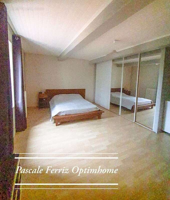 Maison à FRANCON
