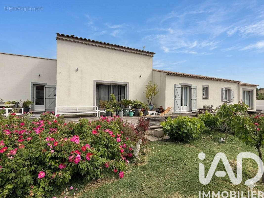 Photo 1 - Maison à BESSE-SUR-ISSOLE