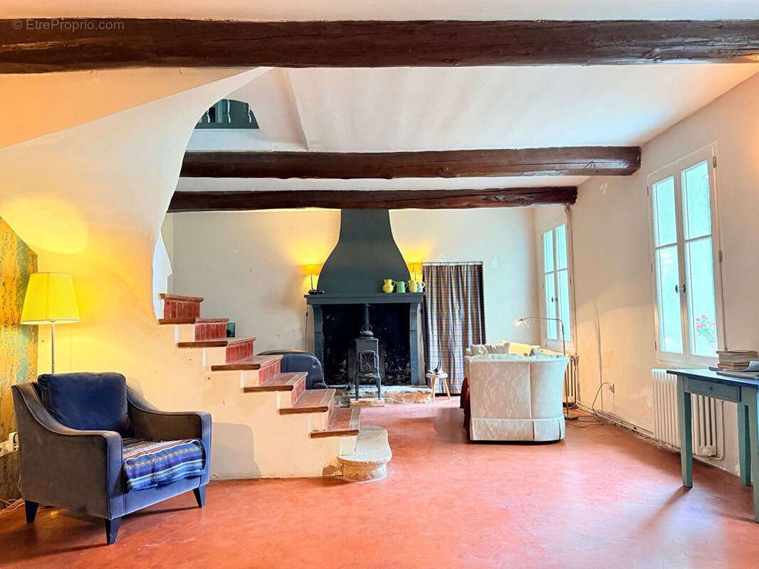 Maison à VAISON-LA-ROMAINE