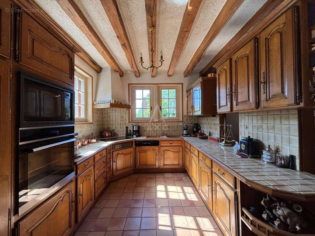 Maison à MIRE