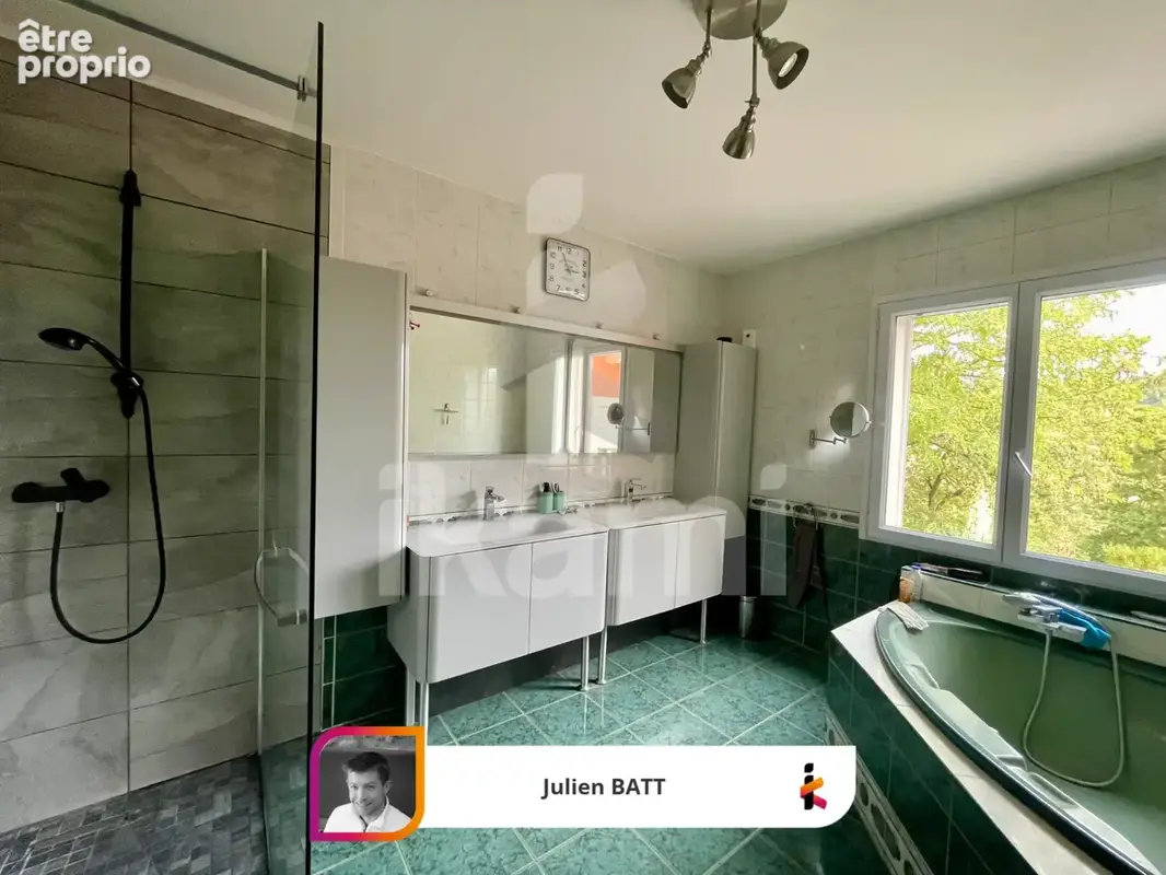 Exclusivité peyrins - villa  220 m2 avec piscine - photo 8