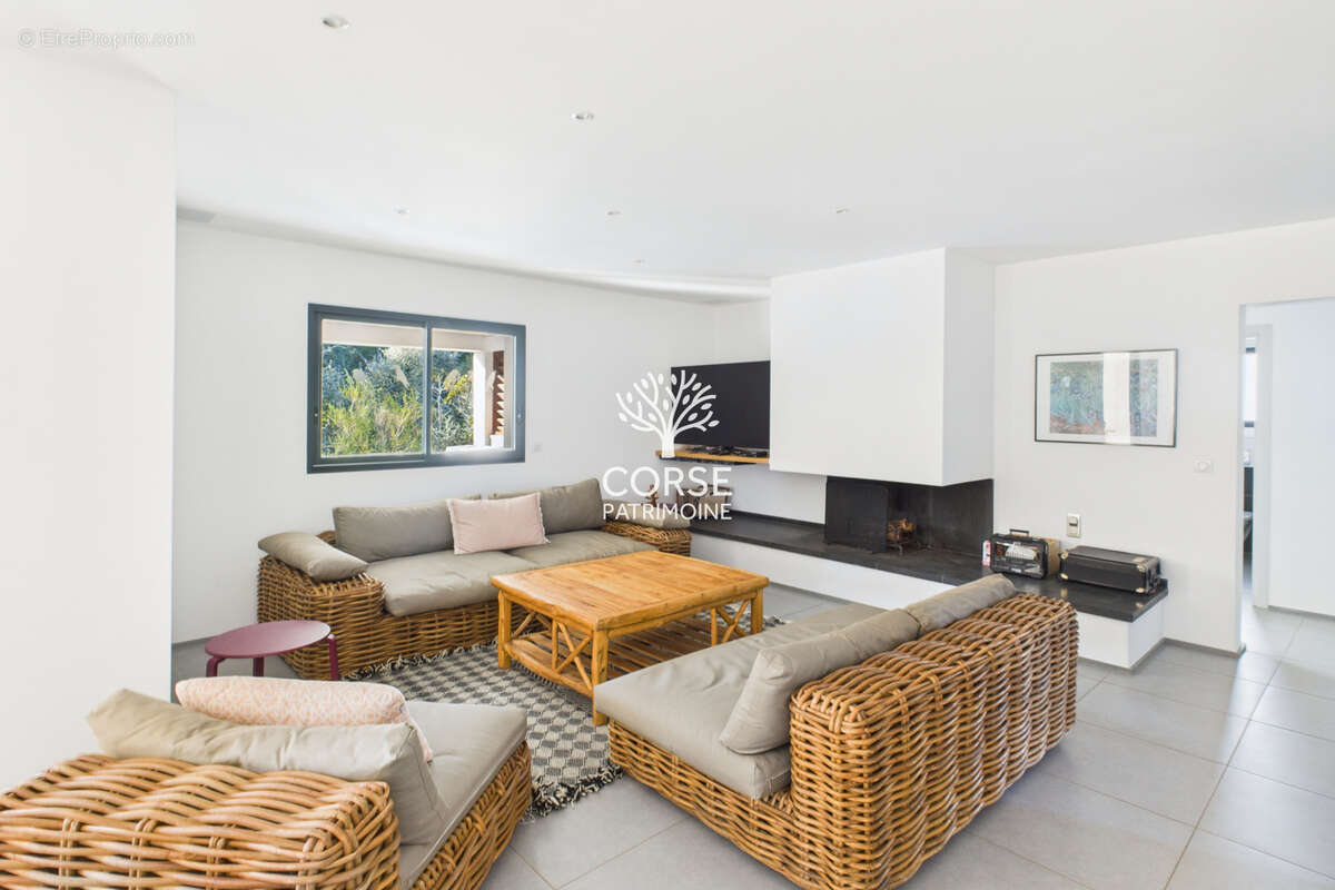 Maison à PORTO-VECCHIO