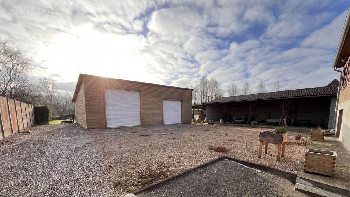 Maison à AUXI-LE-CHATEAU