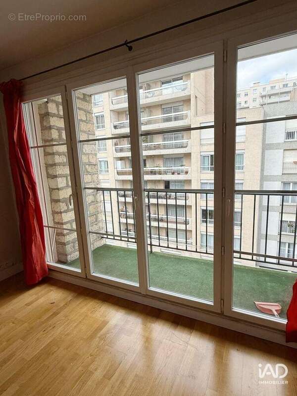 Photo 4 - Appartement à COURBEVOIE