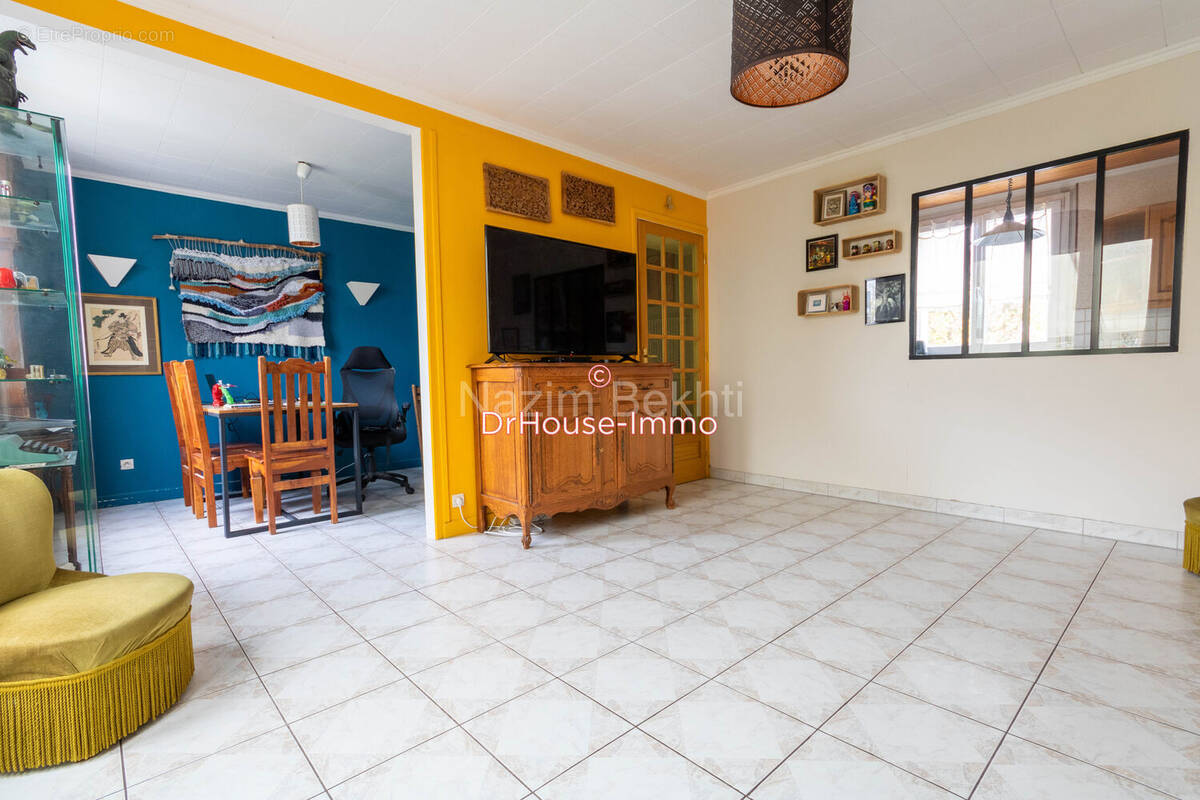 Maison à MANTES-LA-JOLIE