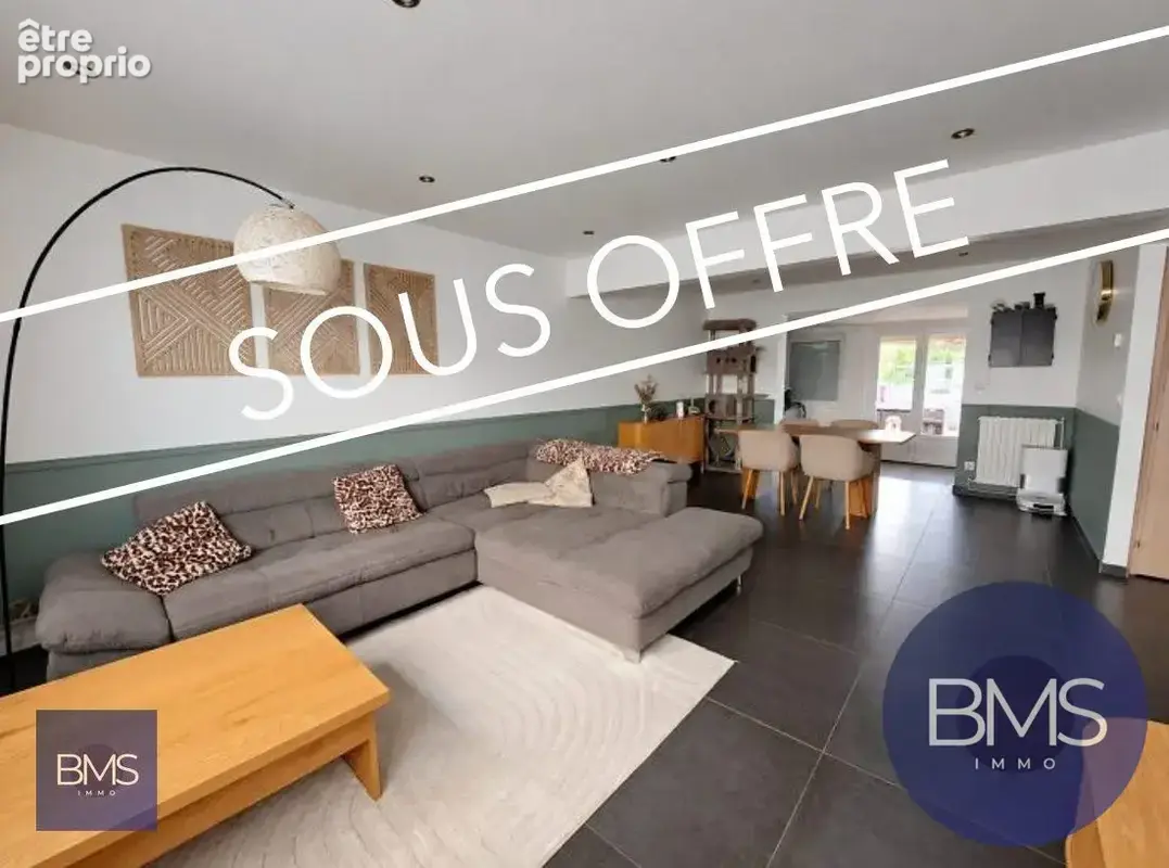 Maison à OSTRICOURT