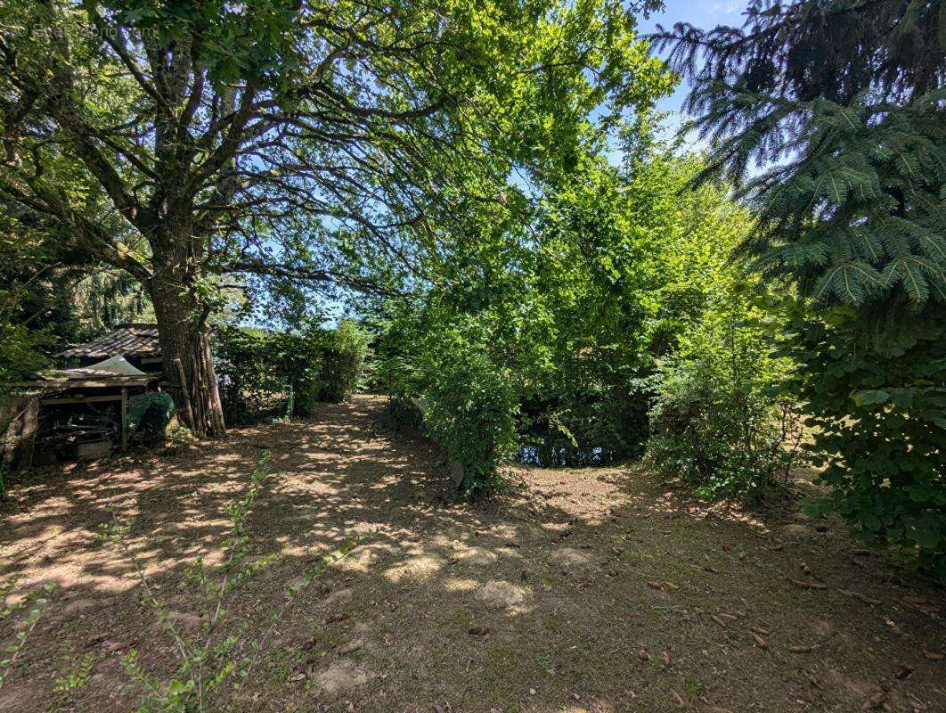 Propriété de plain-pied d'environ 80m2 deux chambres Parcelle 2835m2 - photo 17
