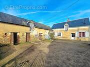 Photo 1 - Maison à BAUGE