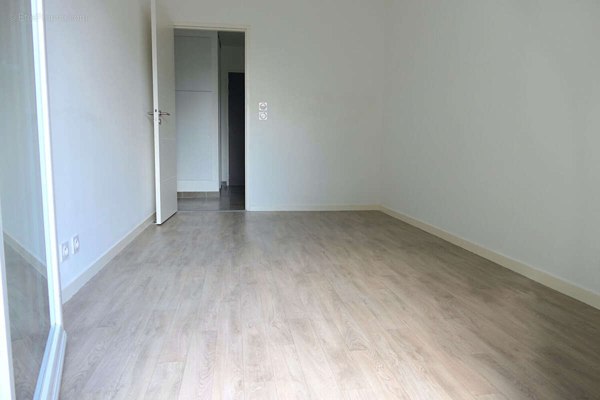 Appartement à LES SORINIERES