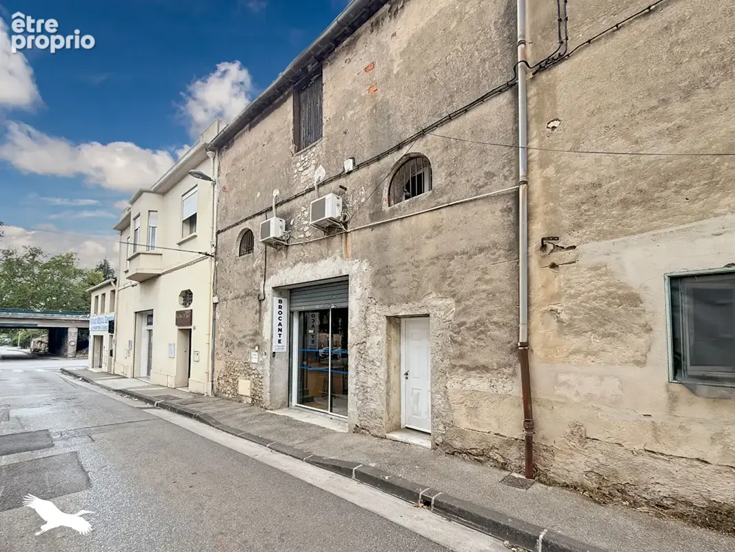 Achat Murs Commerciaux 255 m² Marseille 11 (Saint-Menet) - photo 2