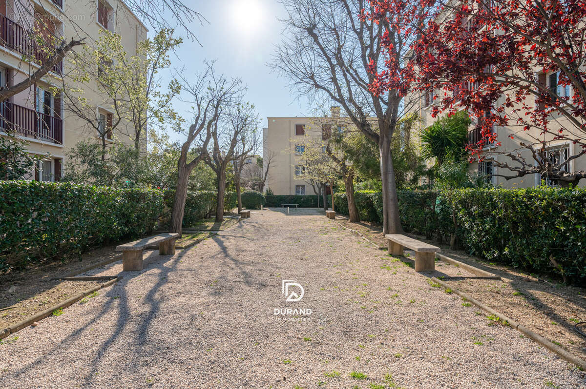 Appartement à MARSEILLE-8E