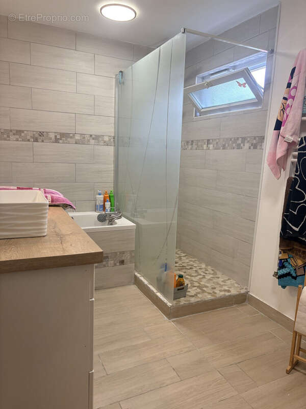 Maison 97 m² à Alvimare  - photo 5