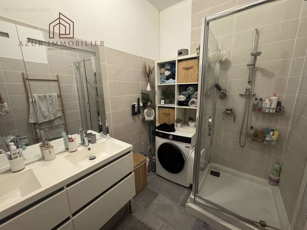 Appartement à LESPIGNAN