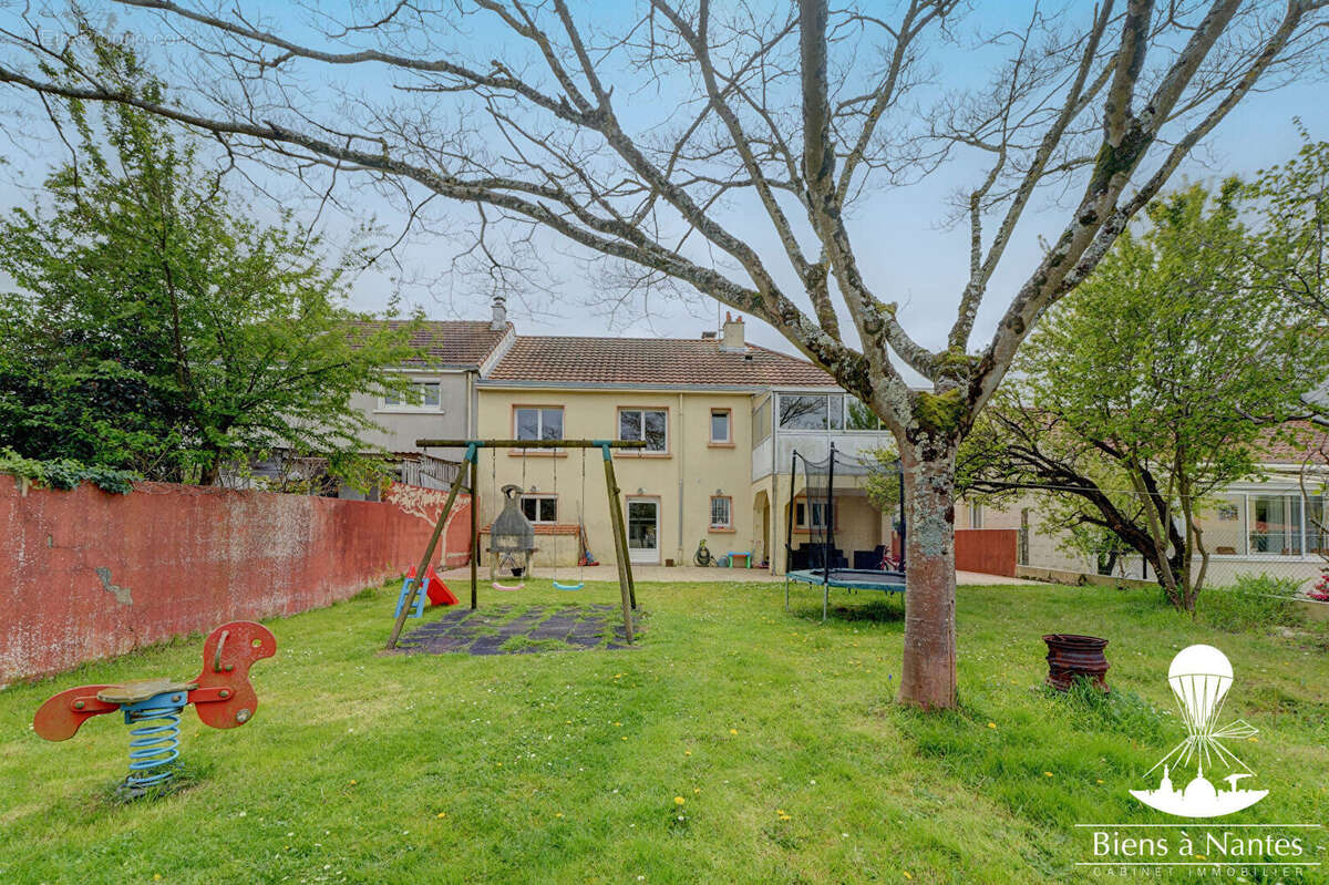 Maison à BOUGUENAIS