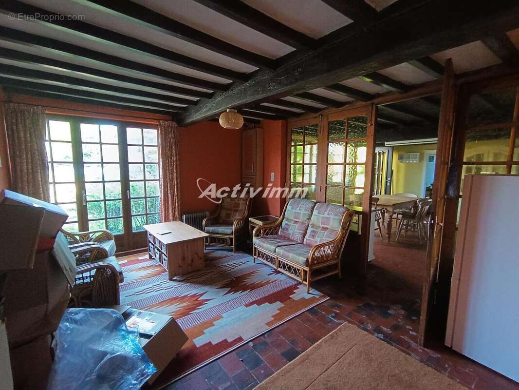 4258 11 - Maison à HESDIN