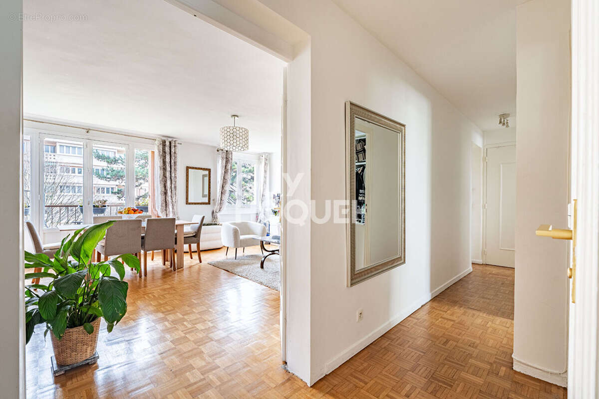 Appartement à ASNIERES-SUR-SEINE