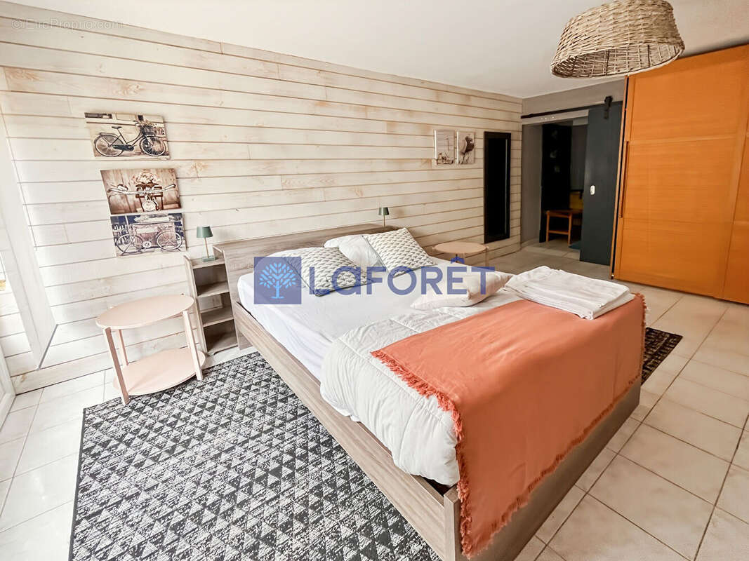 Maison à AZAY-LE-RIDEAU