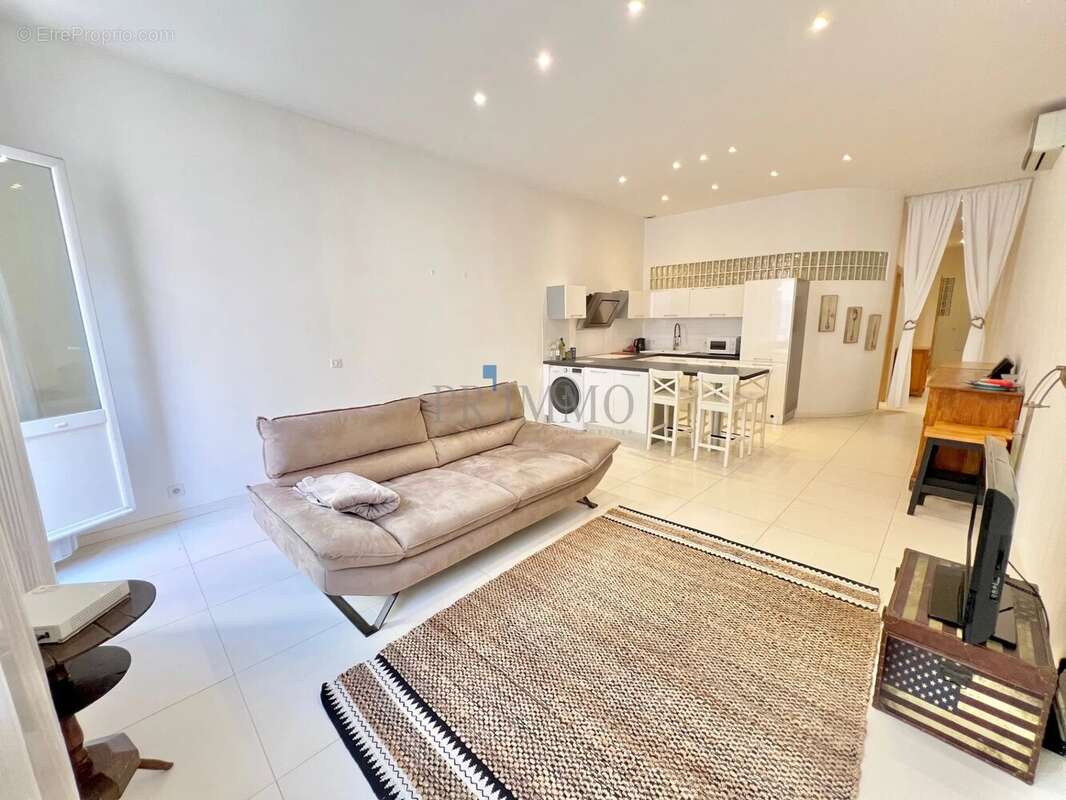 Appartement à FREJUS