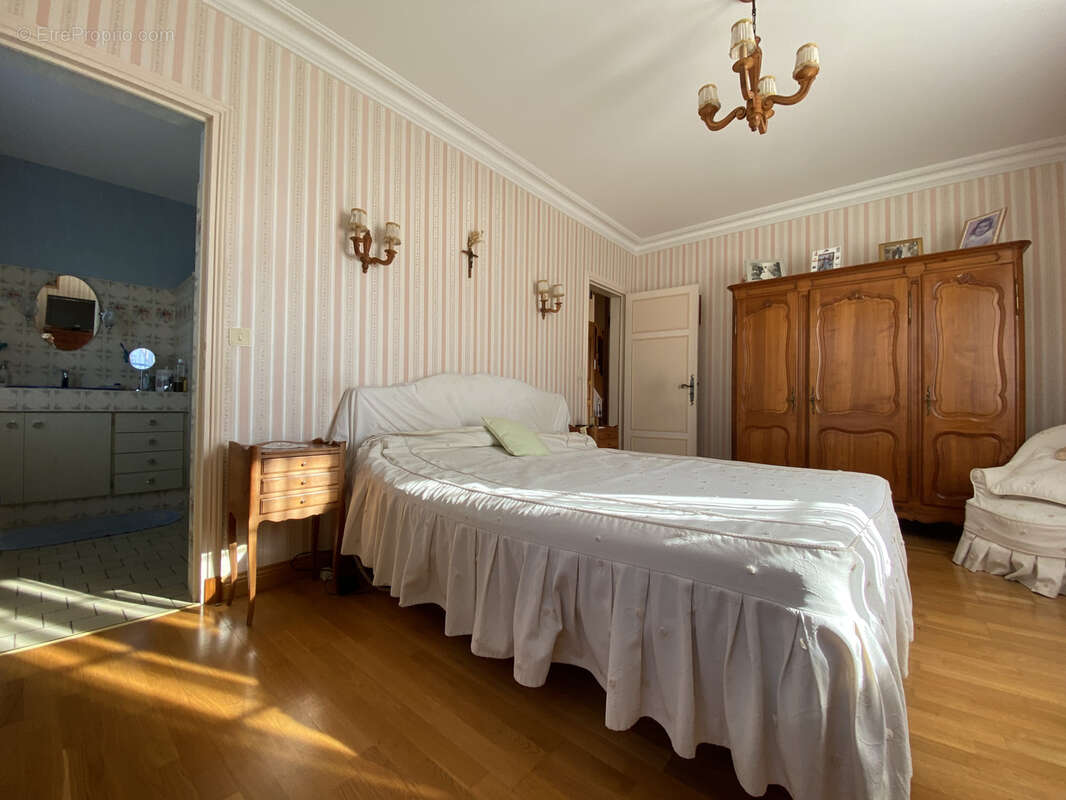 Maison à OLIVET