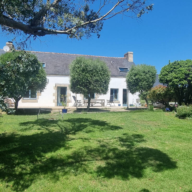 Maison à LOCOAL-MENDON