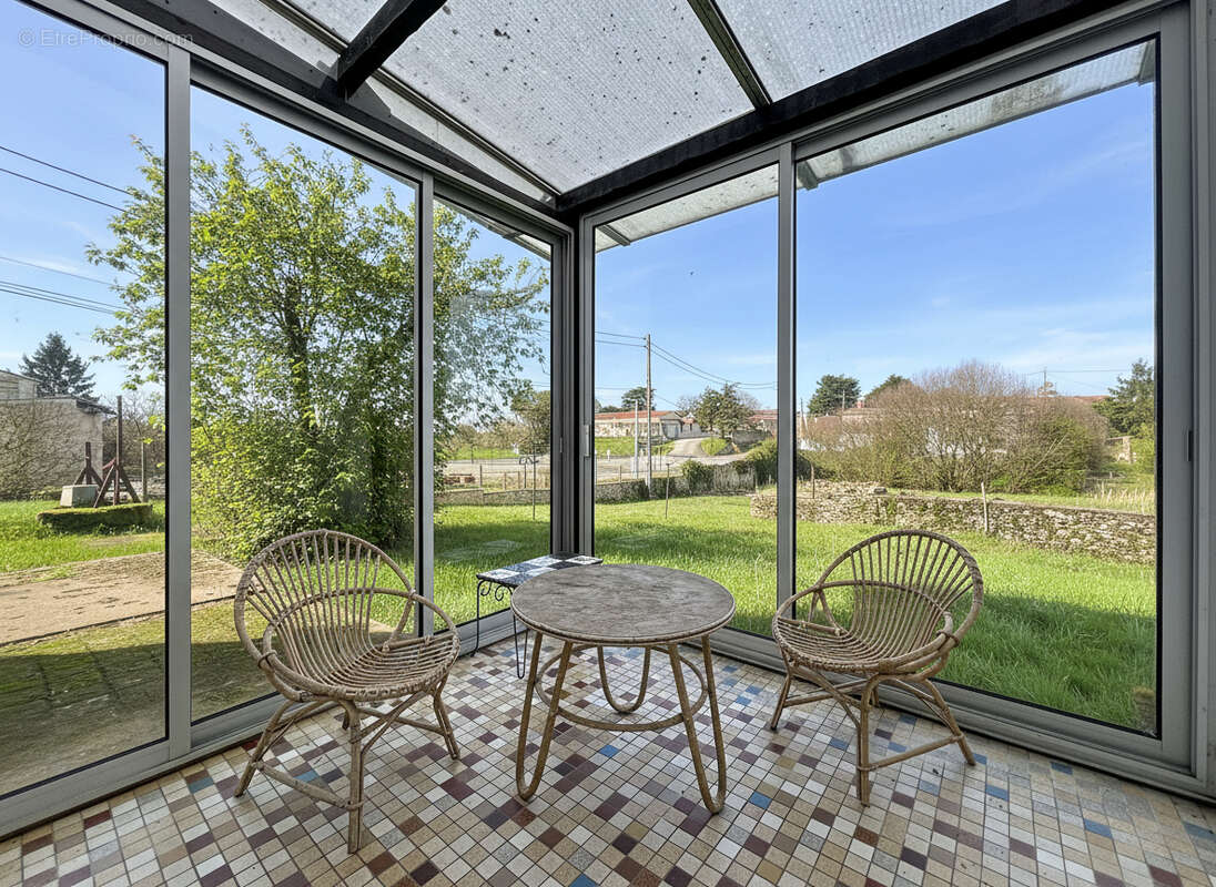 Maison à SAINTE-VERGE