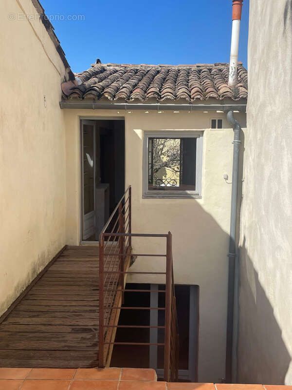 Maison à SAINT-QUENTIN-LA-POTERIE