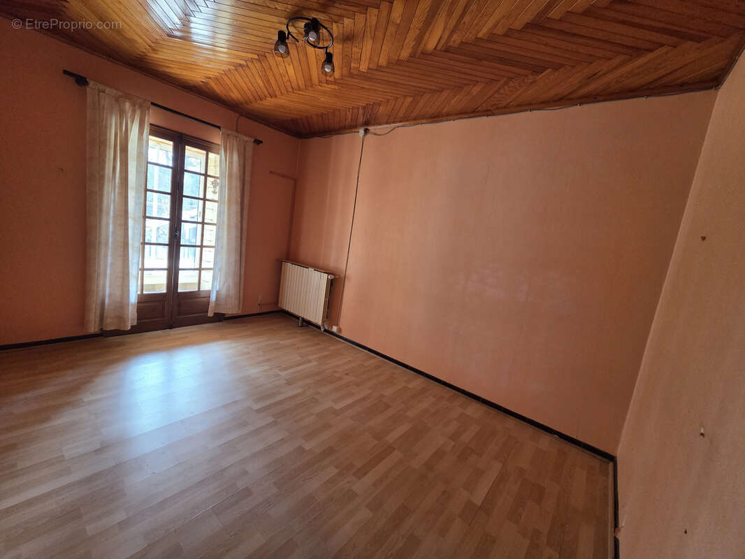 Maison à LA MOTTE-CHALANCON