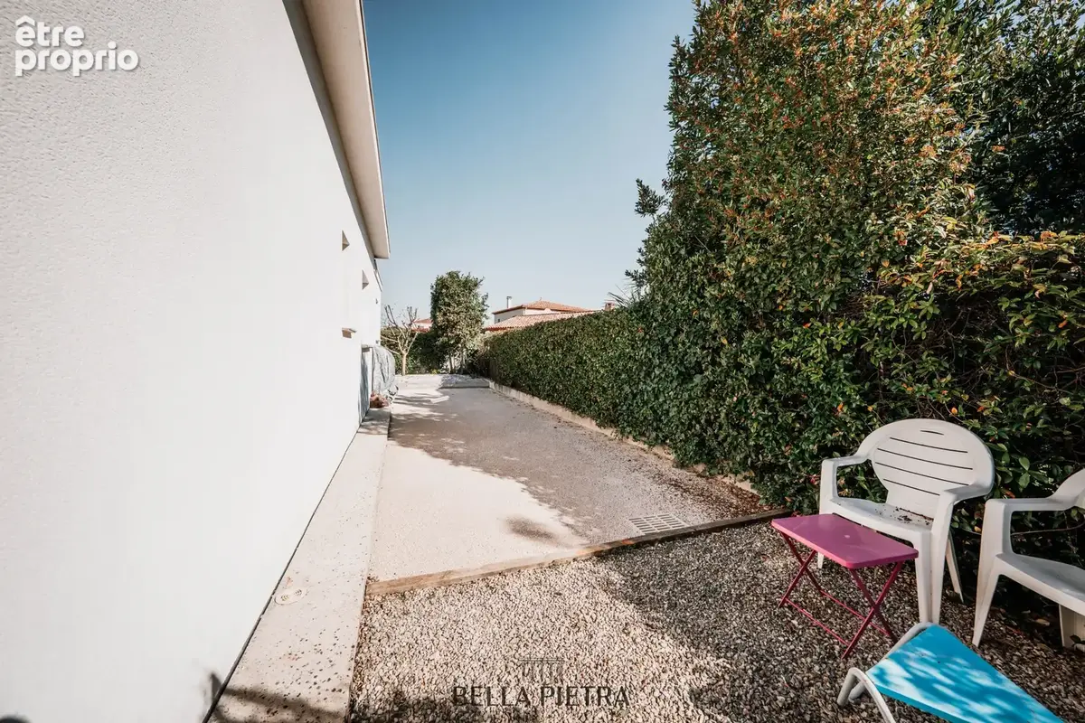 Maison 5 pièces 189 m² à vendre à Teyran (34820) - photo 4