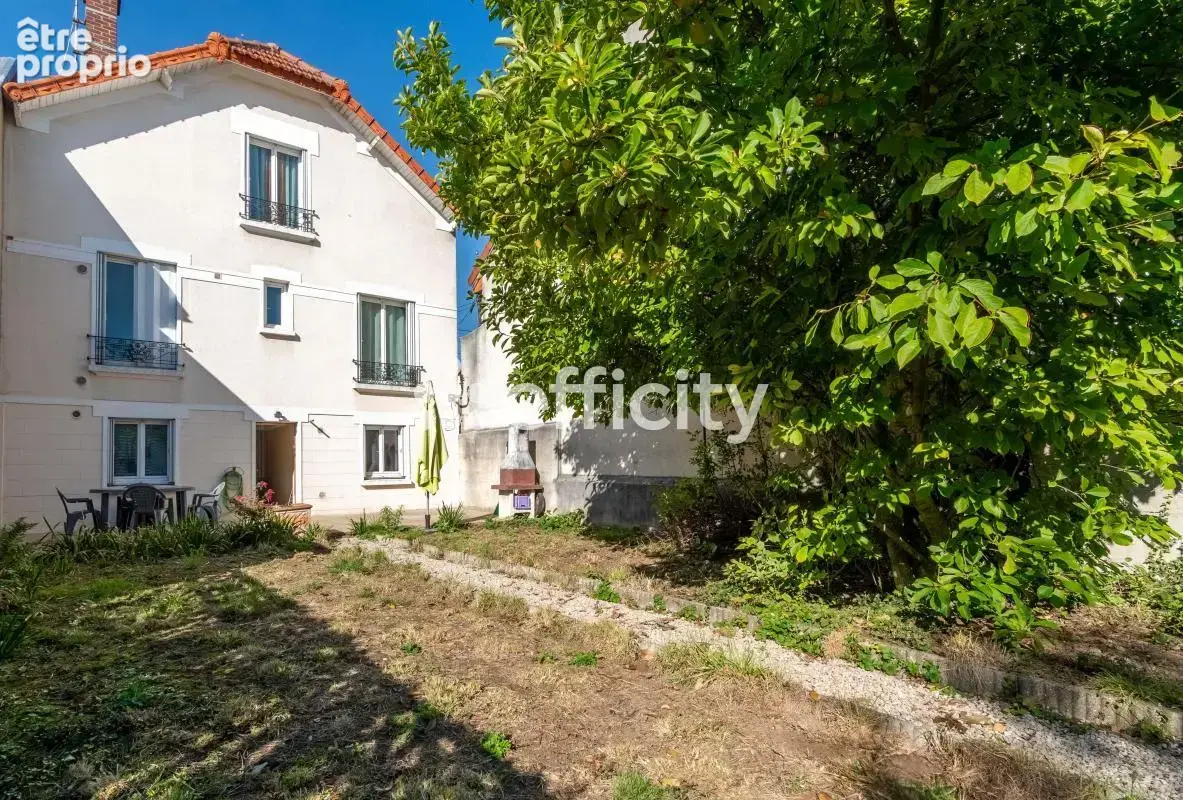 Maison à VILLENEUVE-LE-ROI