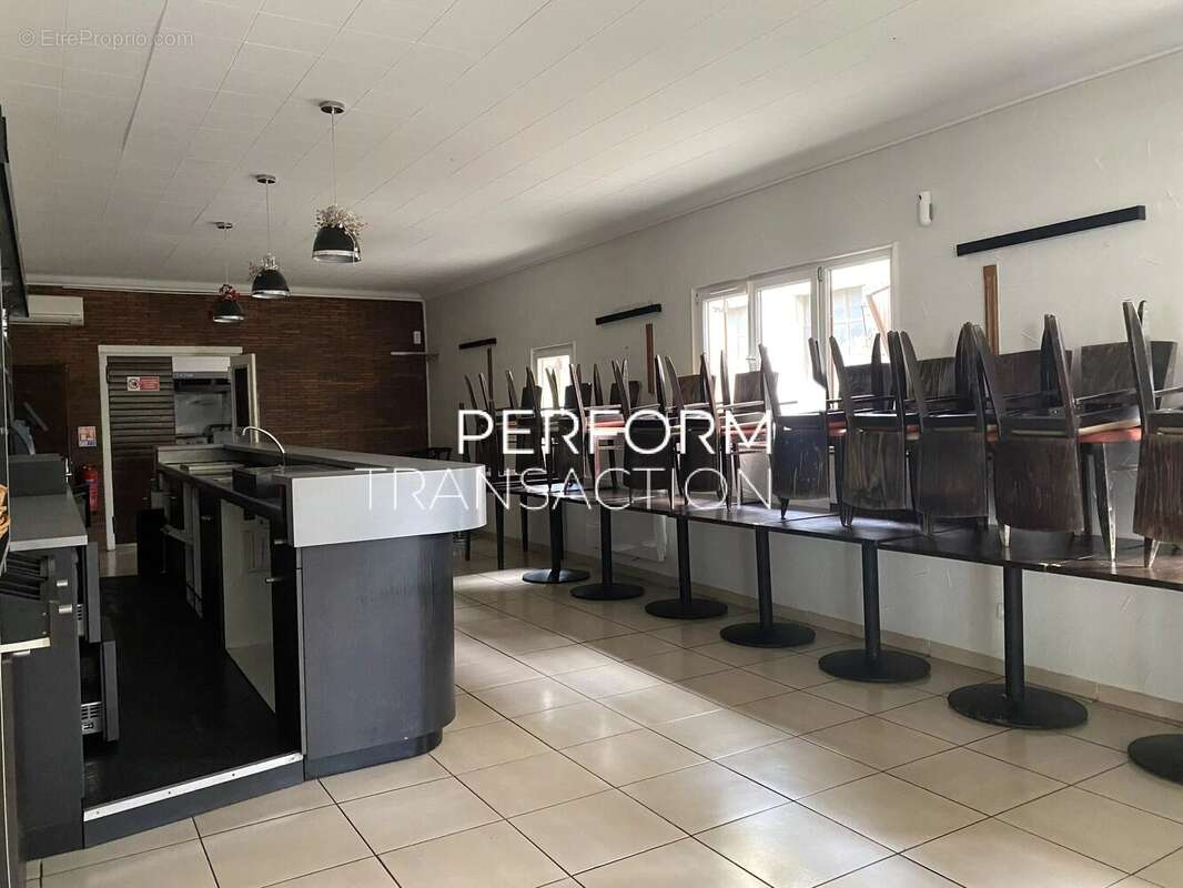 Commerce à CHAMP-SUR-DRAC