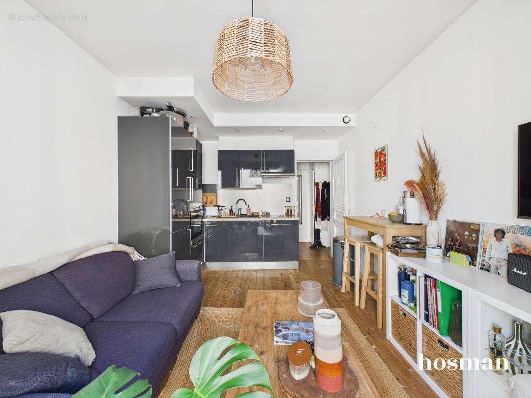 Appartement à PARIS-17E