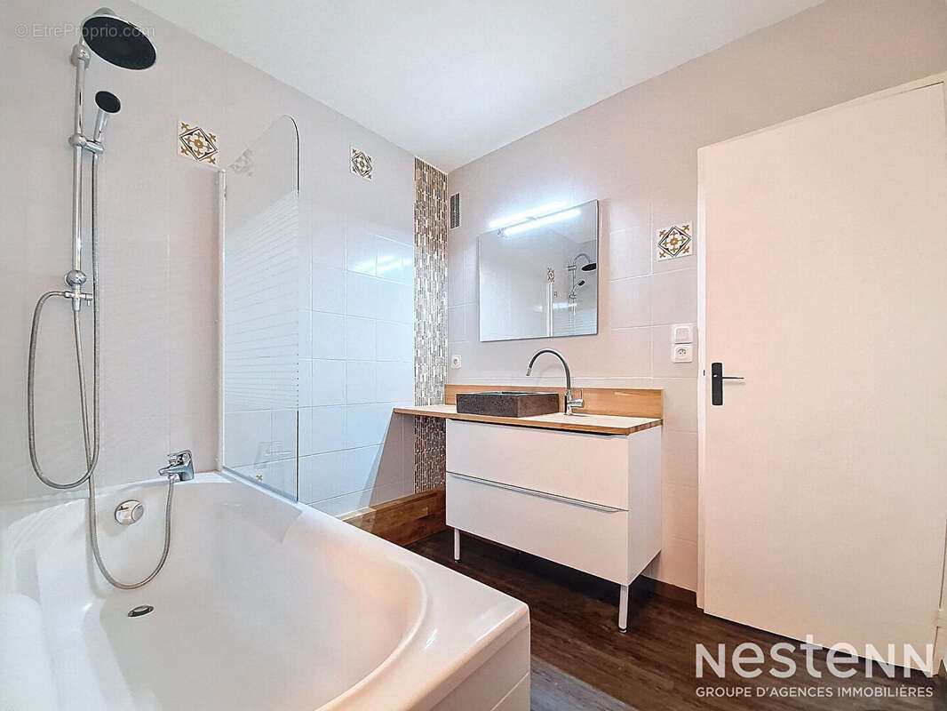 Appartement à SAINTE-LUCE-SUR-LOIRE