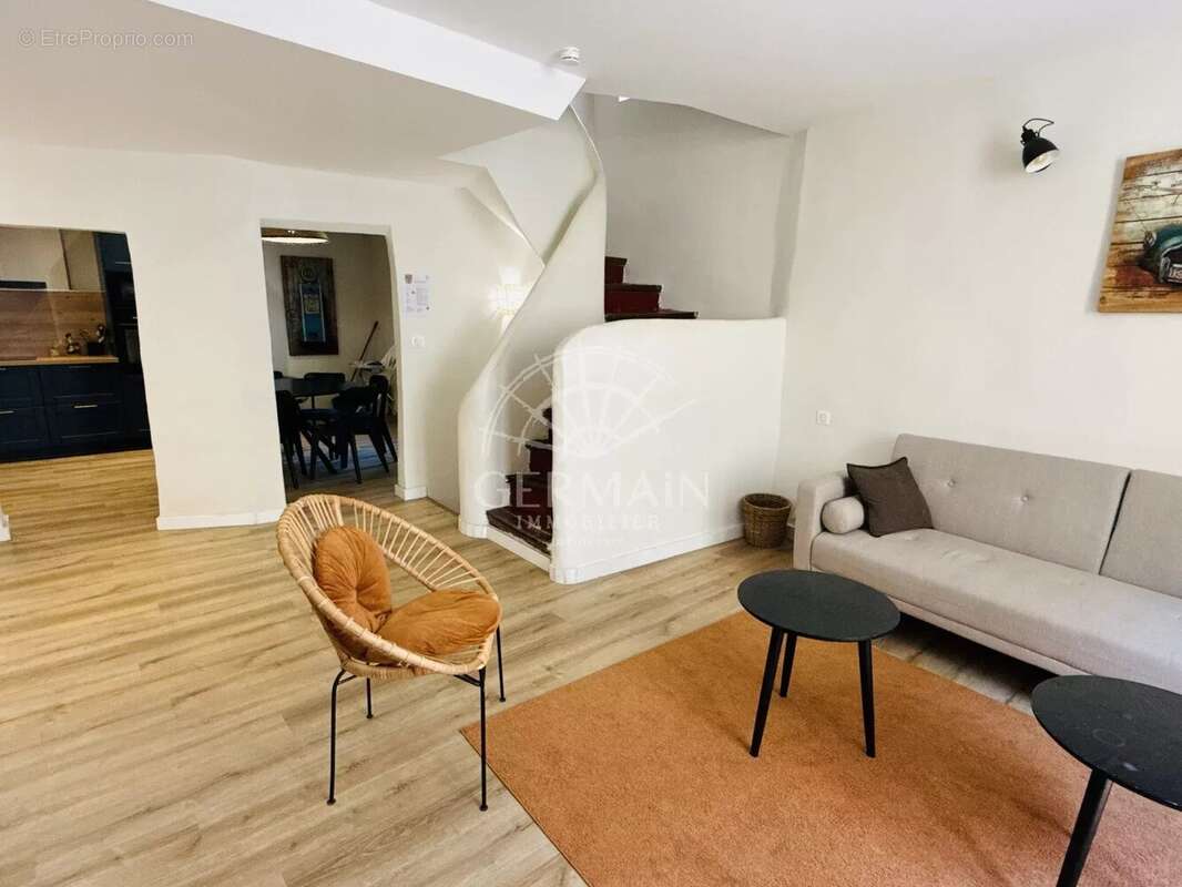 Appartement à L&#039;ISLE-SUR-LA-SORGUE