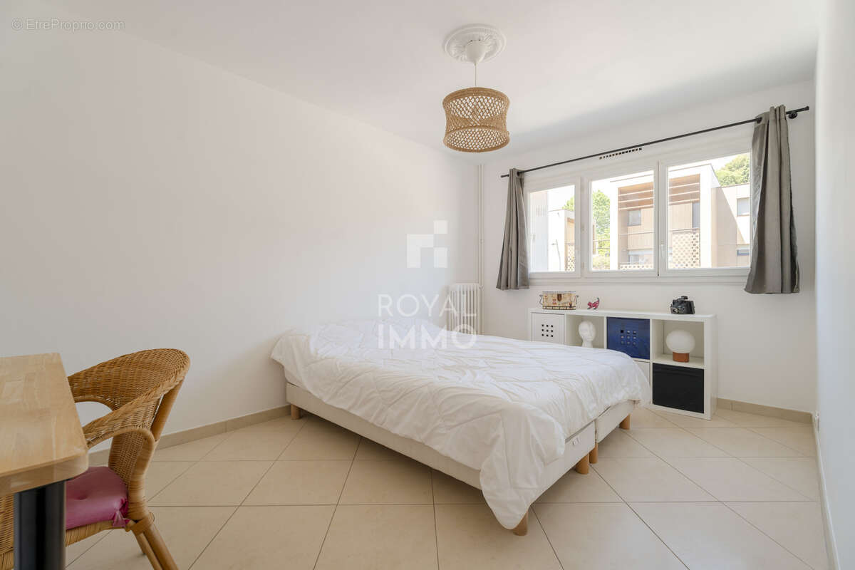 Appartement à LA VALETTE-DU-VAR