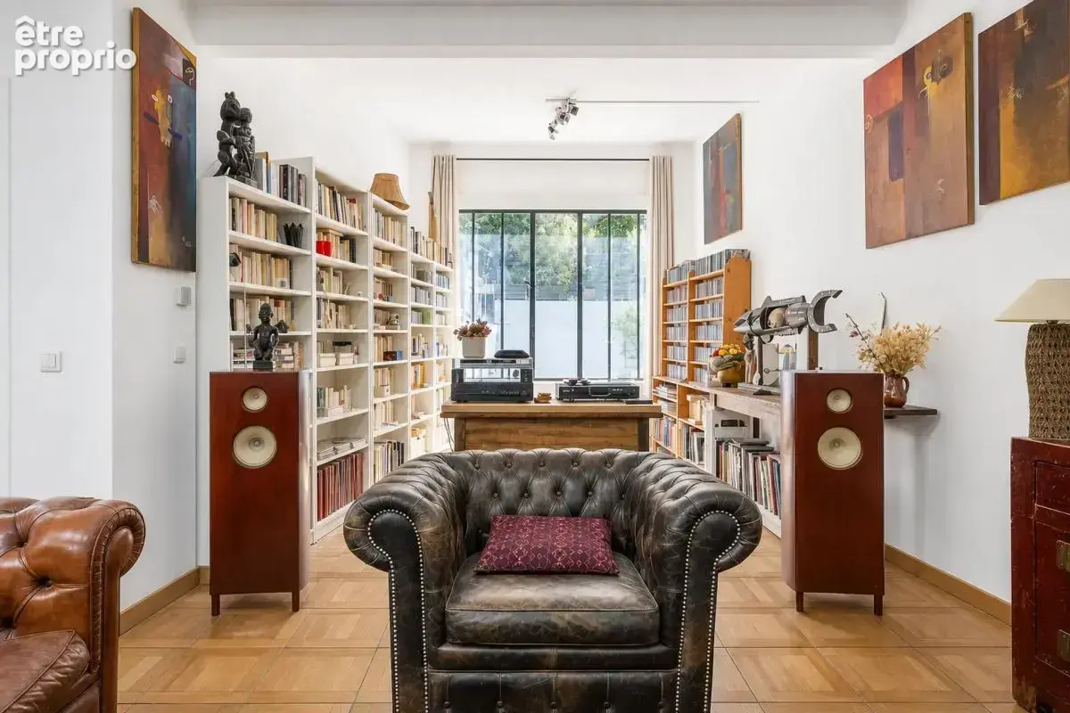 Loft de 200 m²/ Triple séjour/ Jardin / 2 parking / Bas Plateau - photo 4