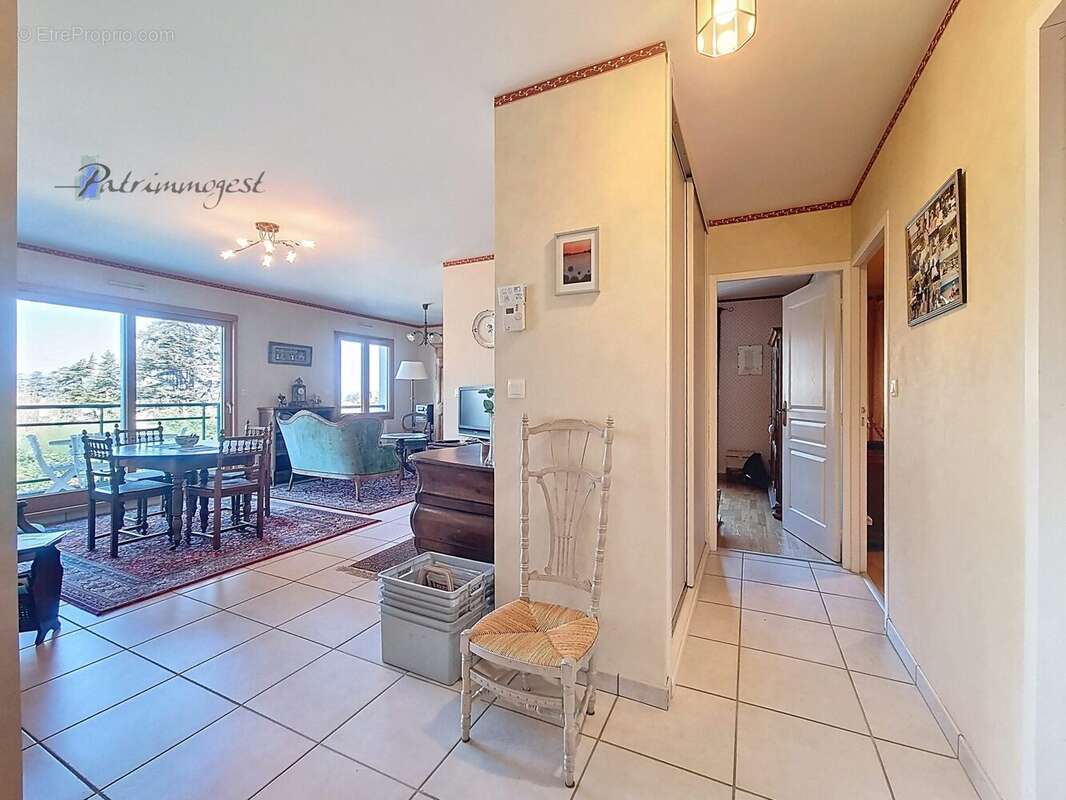 Appartement à ANDREZIEUX-BOUTHEON