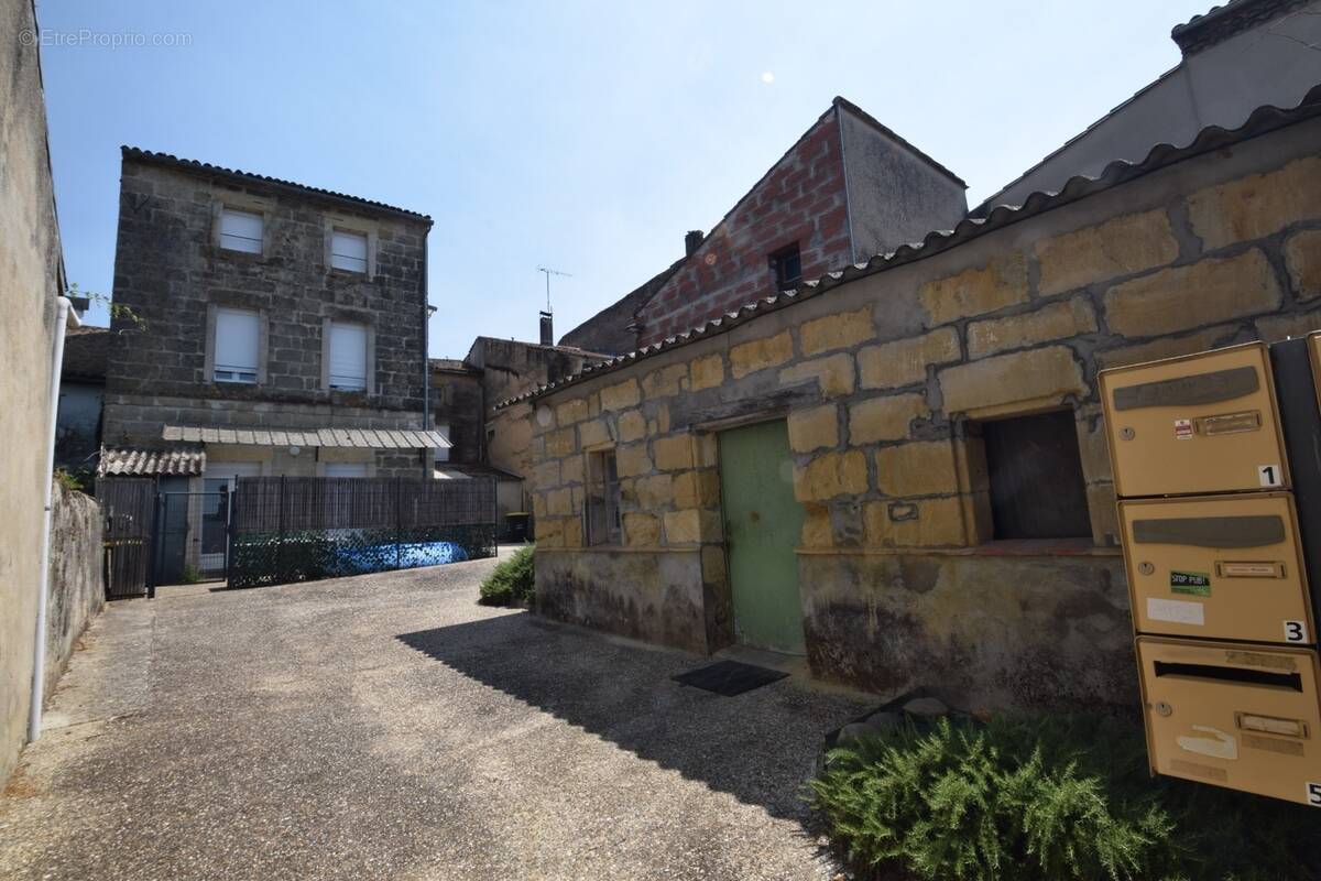Immeuble à vendre GONTAUD DE NOGARET (47) - photo 1